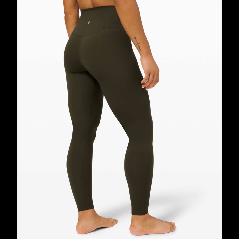 💚Lululemon Align 28” dark olive leggings. EUC. Size 16💚